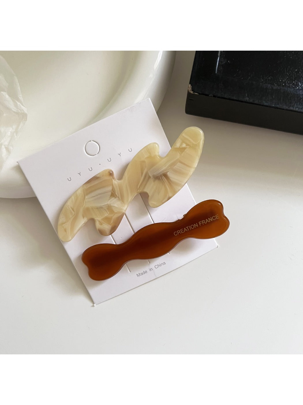 Beau - Minimalist Wavy-Shaped Hair Clip