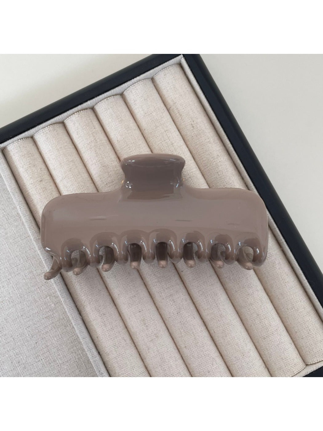 Beau - Spring Summer Solid Ombre Claw Clip