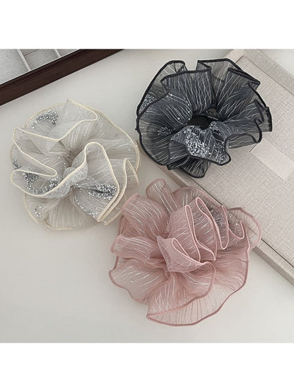 Gifty double layer ruched scrunchie in soft pink fabric with gathered texture