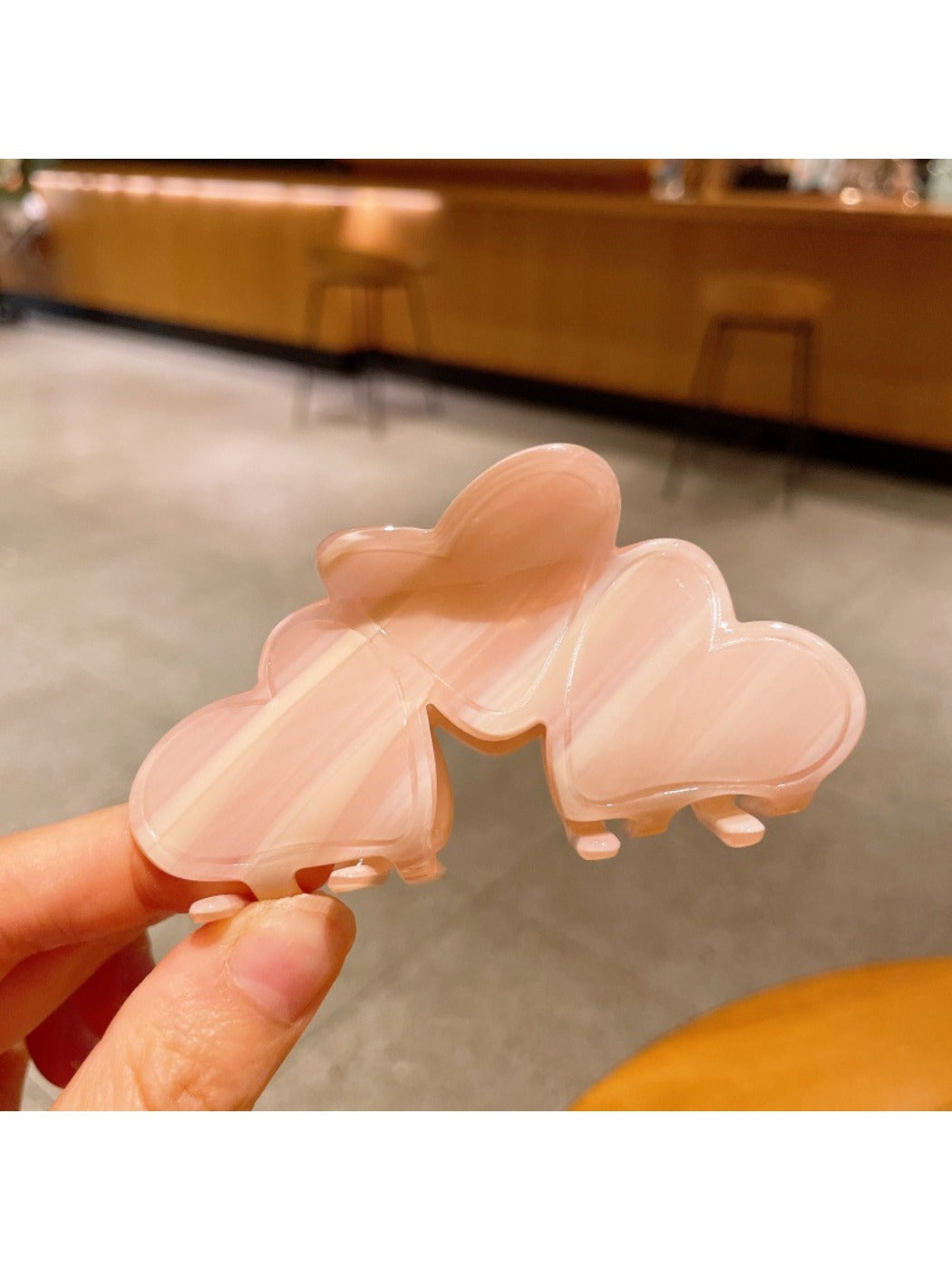 Beau - Valentine'S Heart Shaped Hair Claw Clip