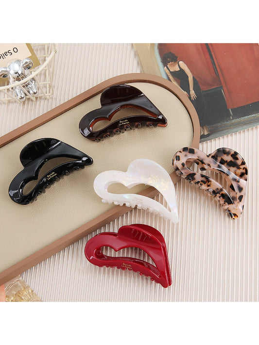 Beau - Open Heart Pattern Hair Claw Clip