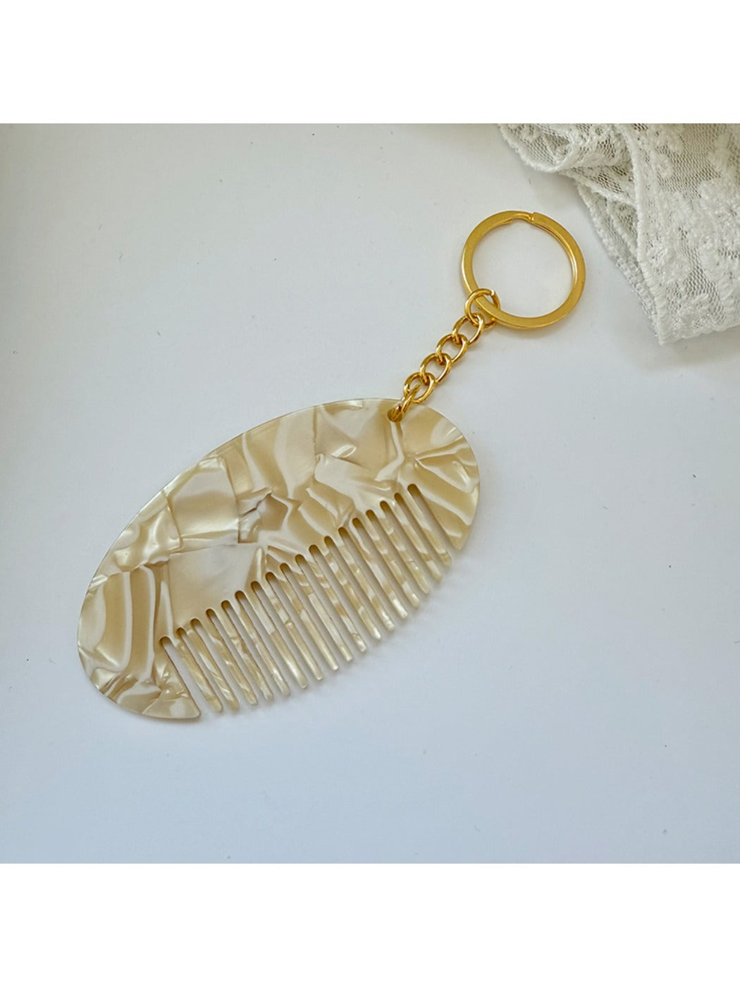 Keypus - Oval Leopard Print Comb Keychain