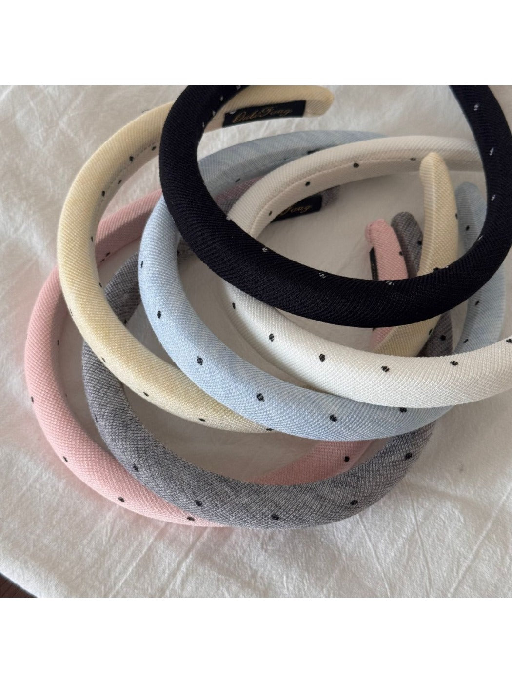 Gifty - Padded Polka Dot Style Headband