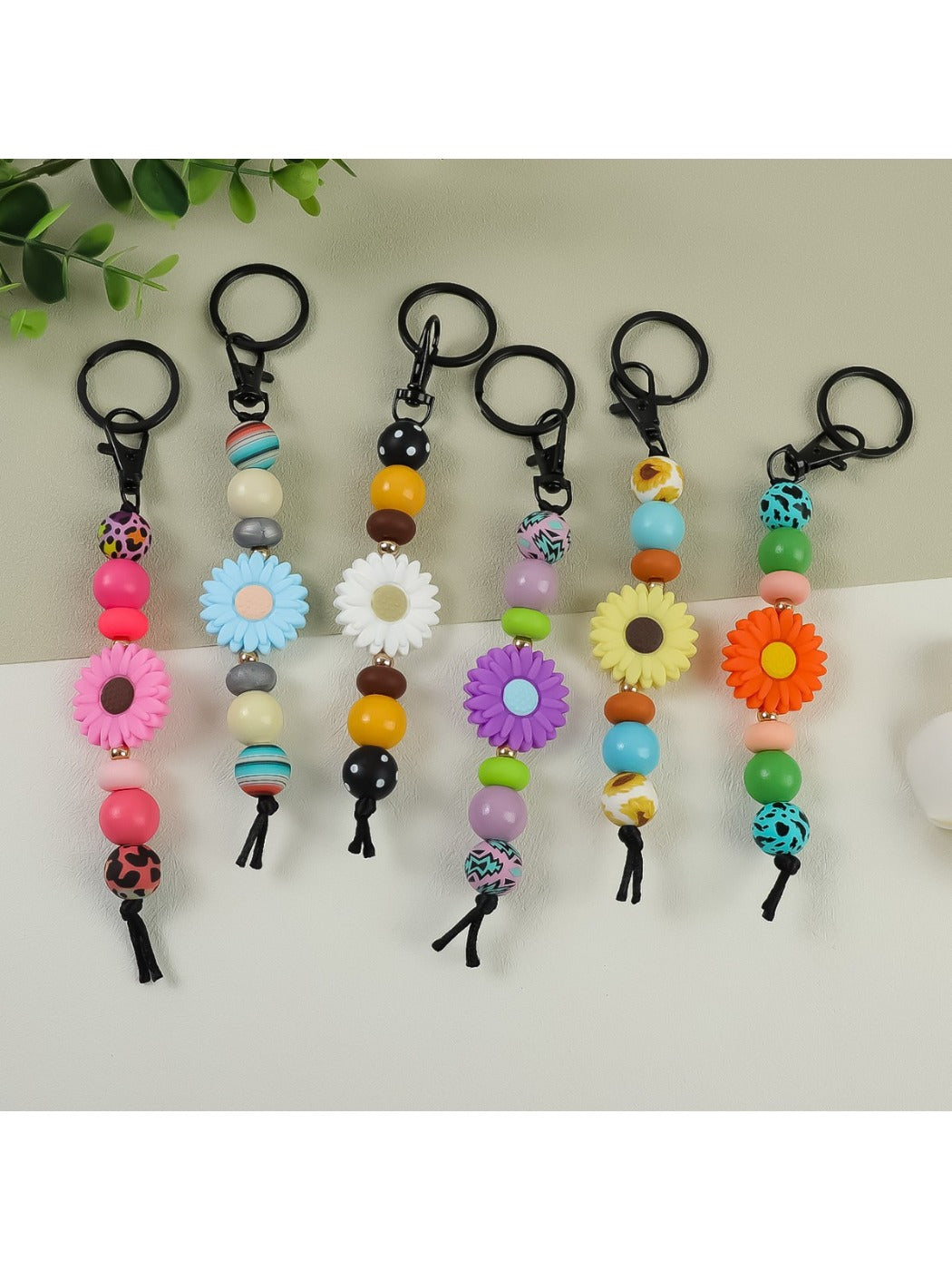Keypus - Pretty Silicone Daisy Keychain