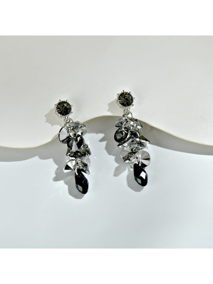 Earedge - Elegant Bead And Tassel Drop Earrings