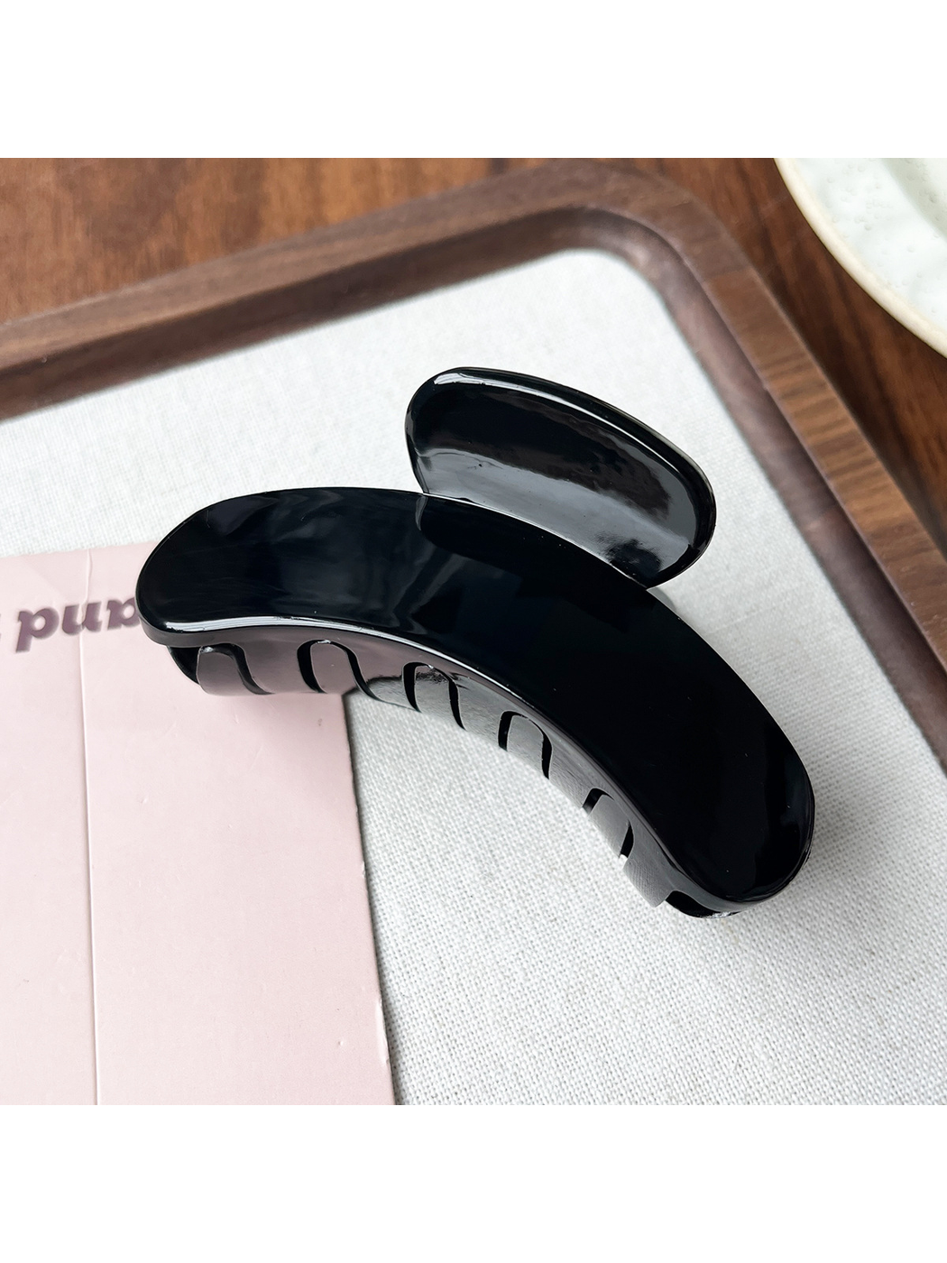 Beau - Minimal Small Geometric Ring Plastic Claw Clip