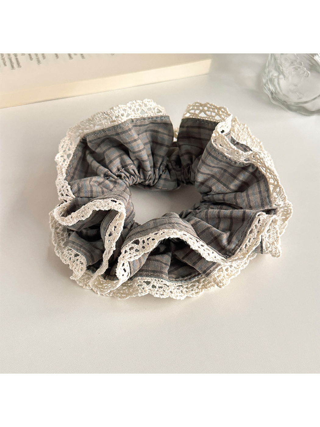 Gifty - Vintage Plaid Lace Trim Hair Scrunchie
