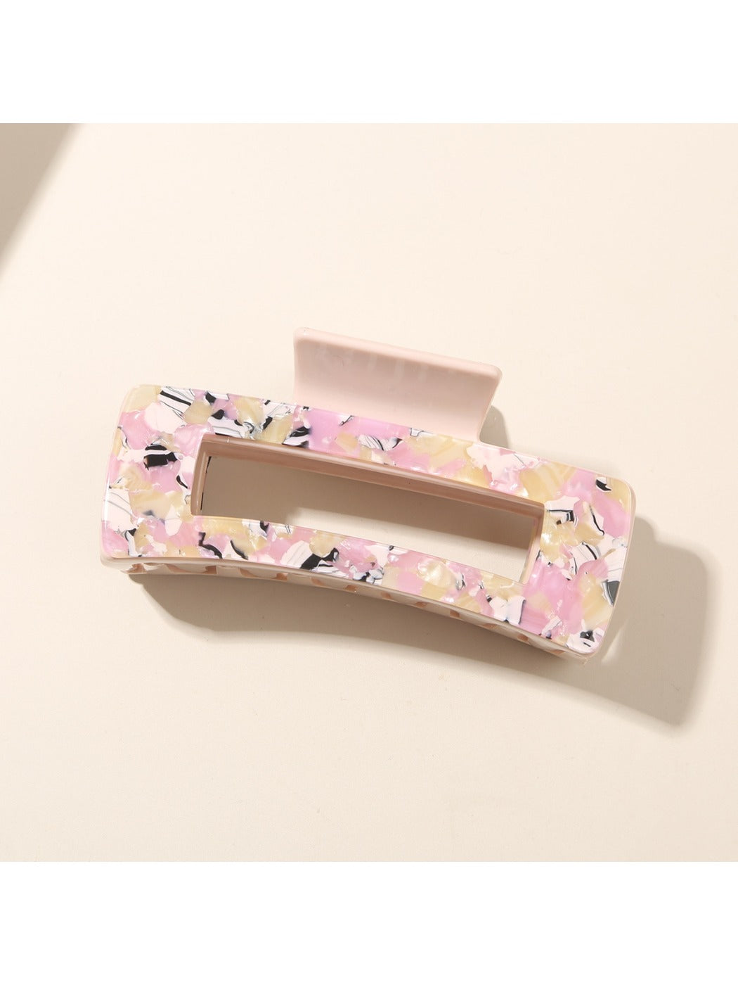 Beau - Elegant Hollow Out Rectangular Claw Clip