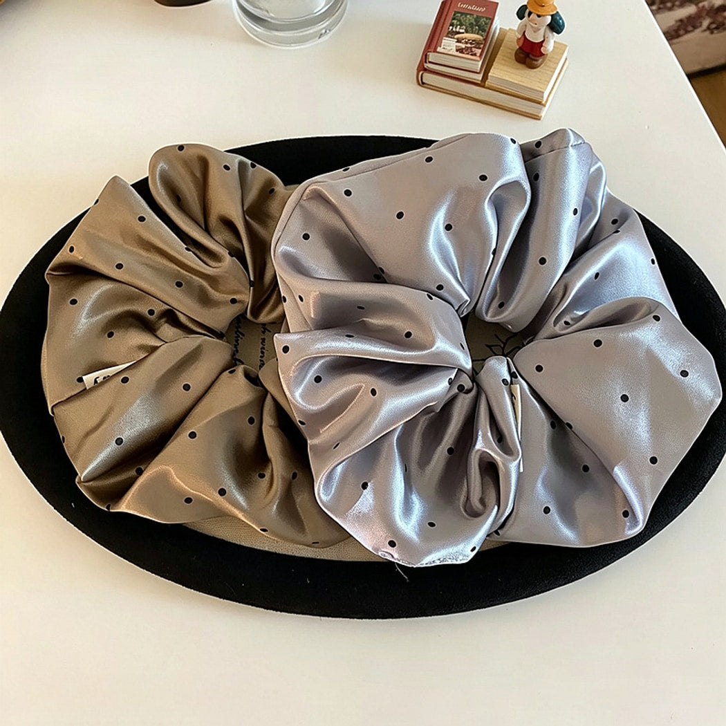 Gifty - Simple Dot Print Fashion Commuter Scrunchie