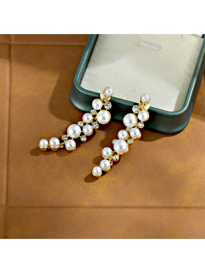 Earedge - Elegant Beaded Drop Earrings
