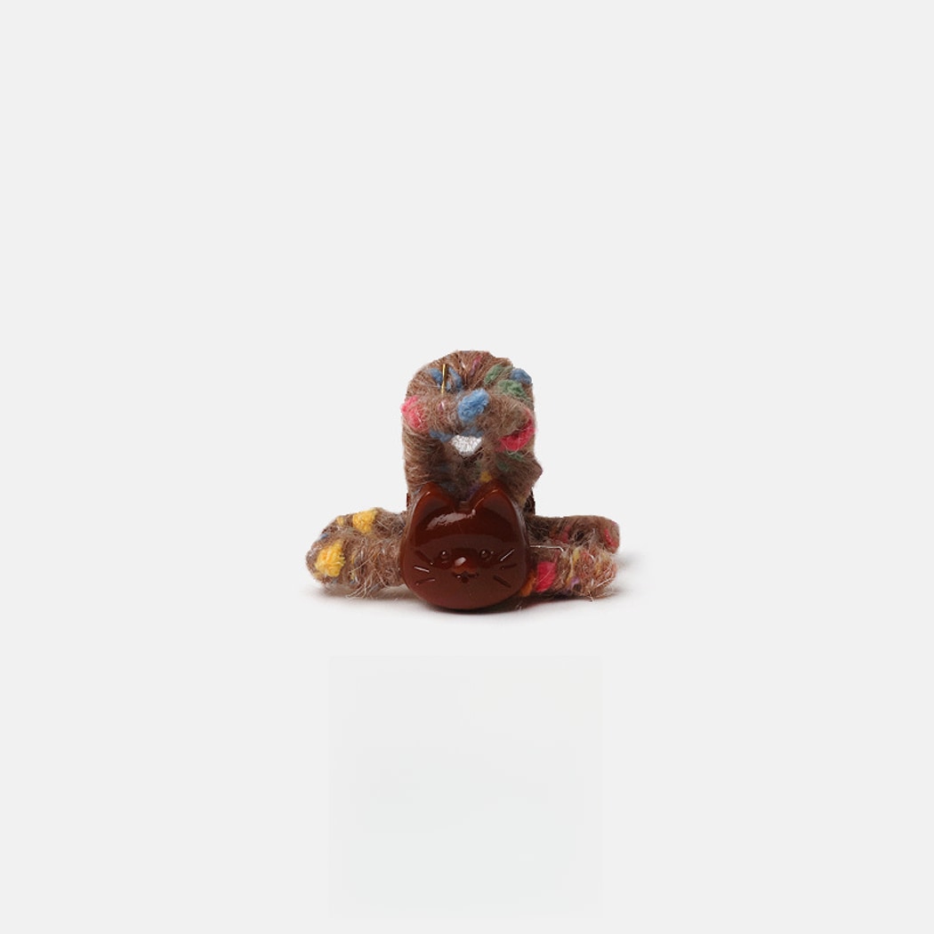 Beau - Cartoon Cat Yarn Wrapped Plastic Claw Clip