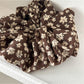 Gifty - Elegant Floral Pattern Scrunchie