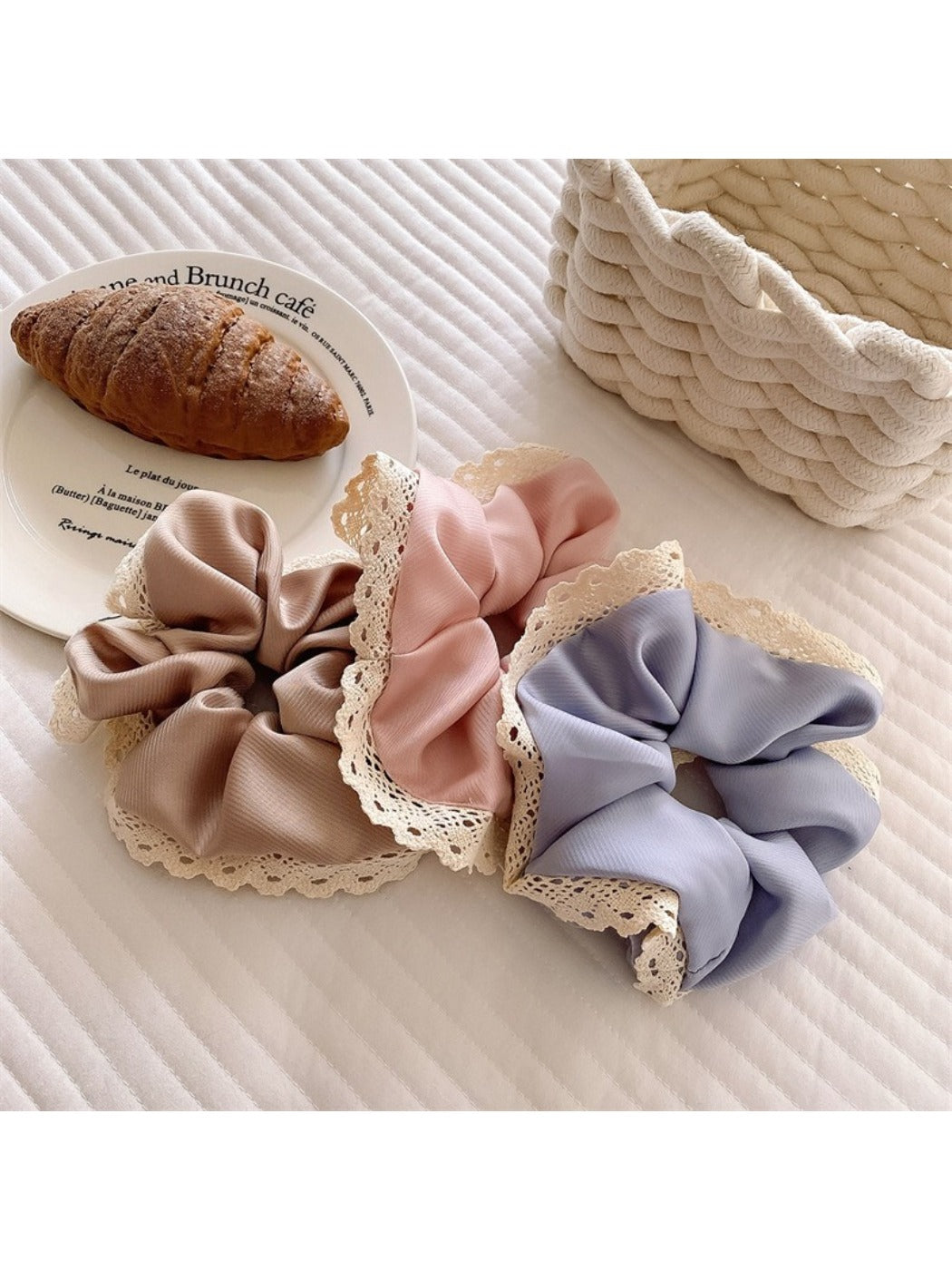 Gifty - Satin Lace Hair Ties