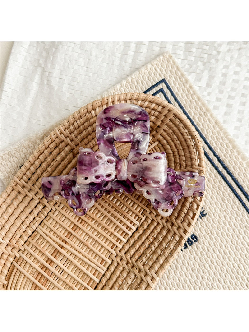 Beau - Decorative Bow Shape Acetate Alloy Claw Clip