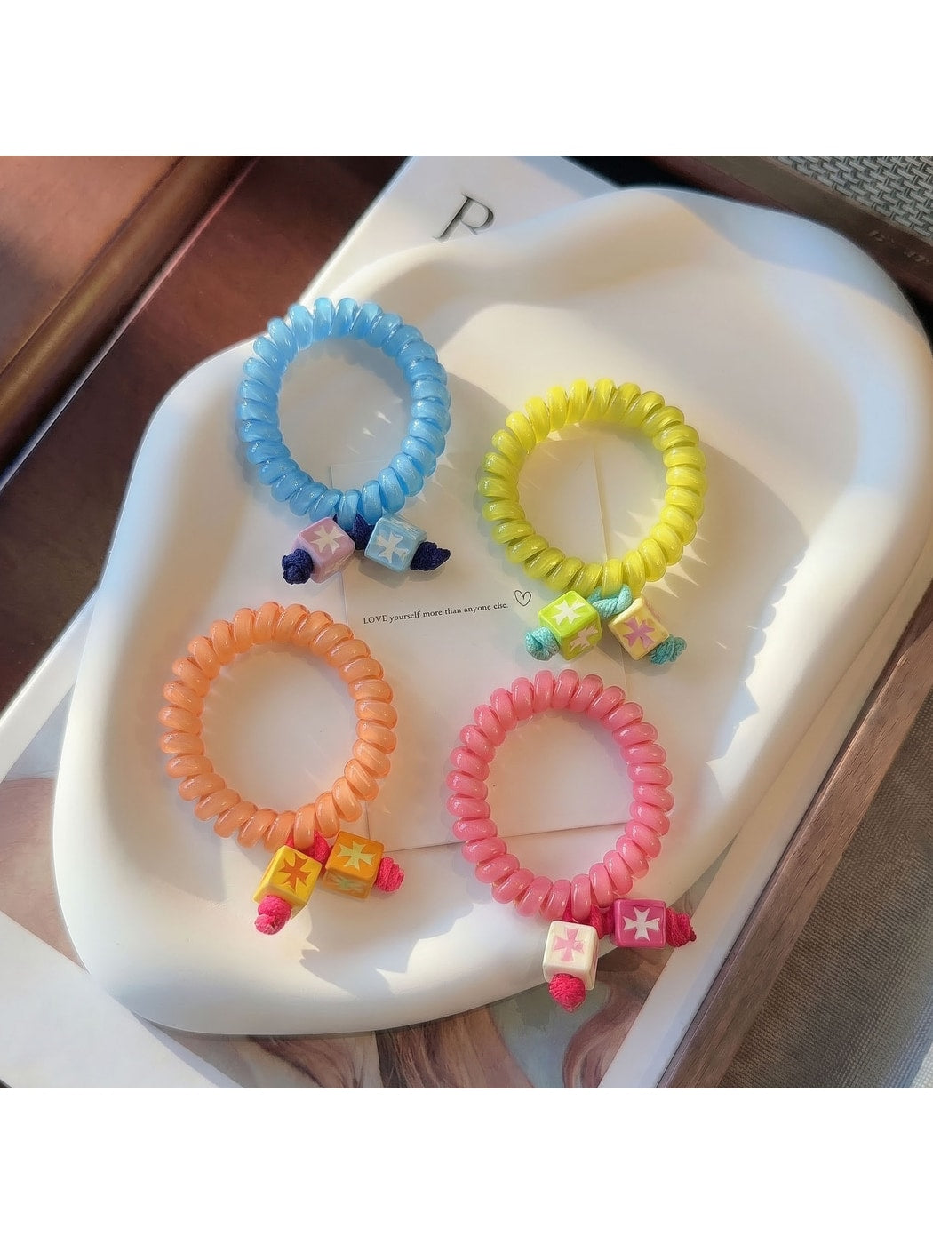 Gifty - Sweet Style Bead Detail Spiral Hair Tie