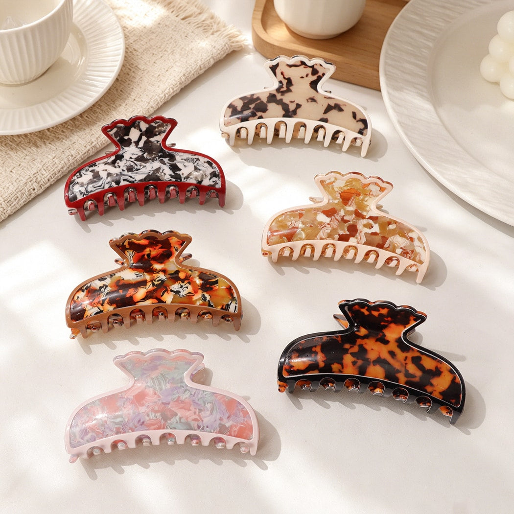 Beau - Textured Pattern Curved Claw Clip