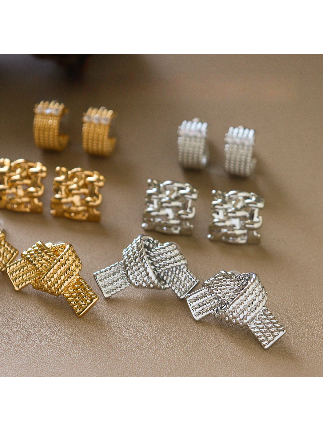 Earedge - Textured Knot Design Fashion Stud Earrings