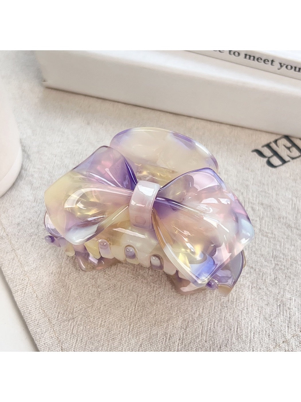 Beau - Bow Hair Claw Clip