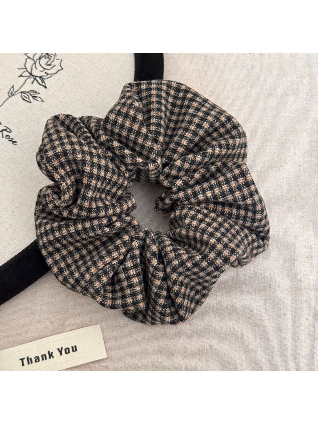 Gifty - Warm Plaid Hair Scrunchie