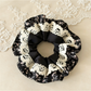 Gifty - Floral Lace Trim Scrunchie