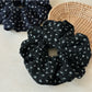 Gifty - Trendy Floral Hair Scrunchie