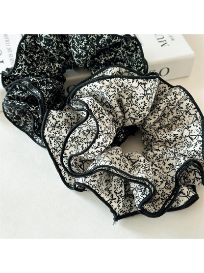 Gifty - Floral Print Scarf Scrunchie