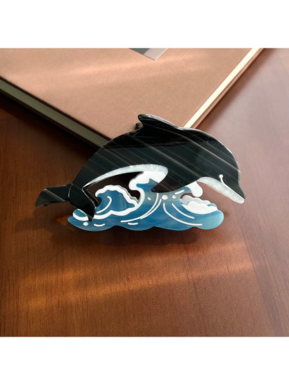 Beau - Curved Dolphin Hair Clip