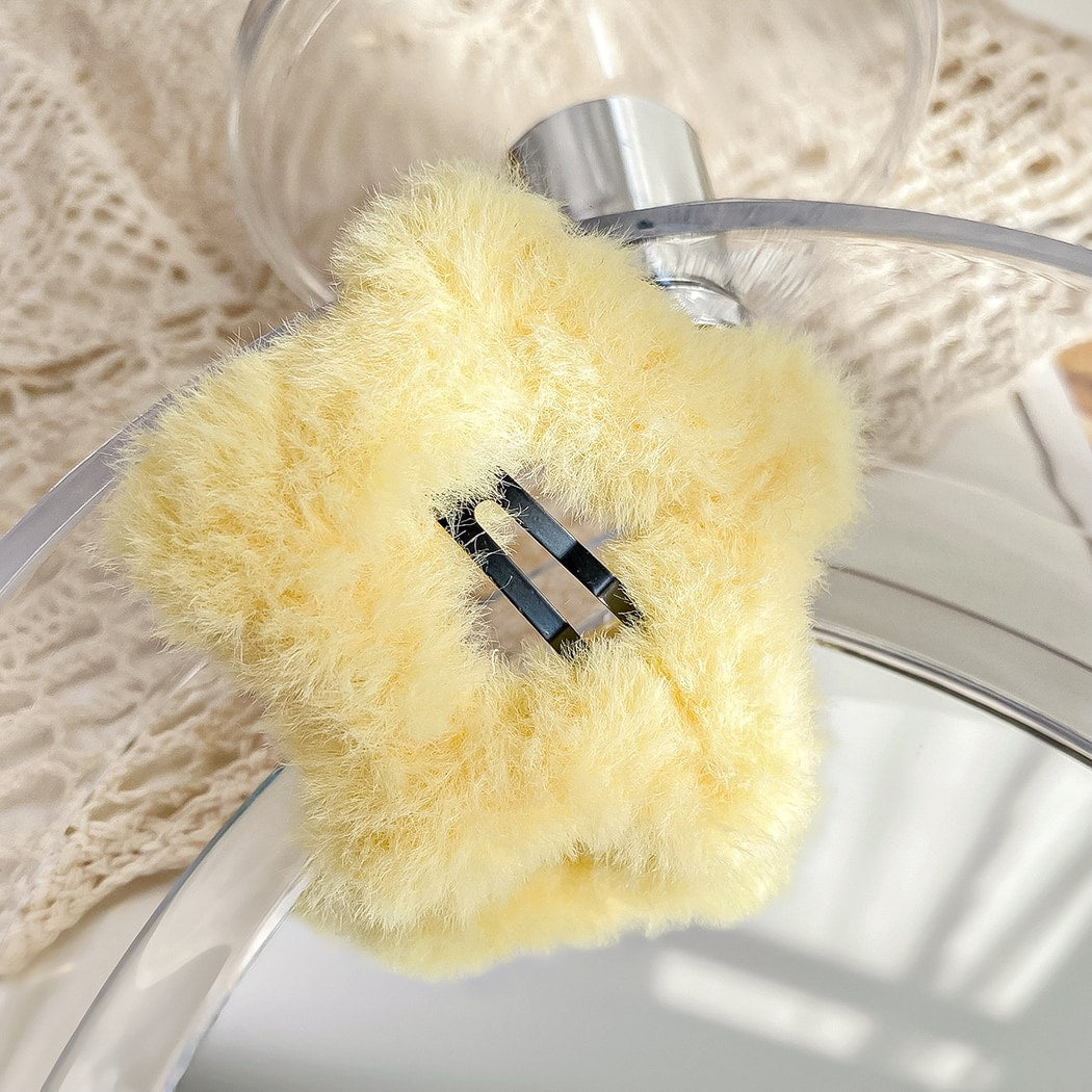 Beau - Plush Openwork Star Shape Hair Clip Set