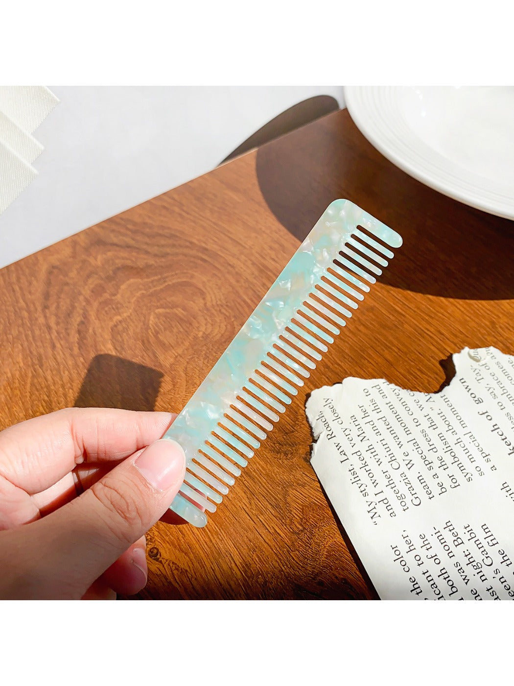 Camerow - Stylish Acetate Hair Comb Minimalist Design