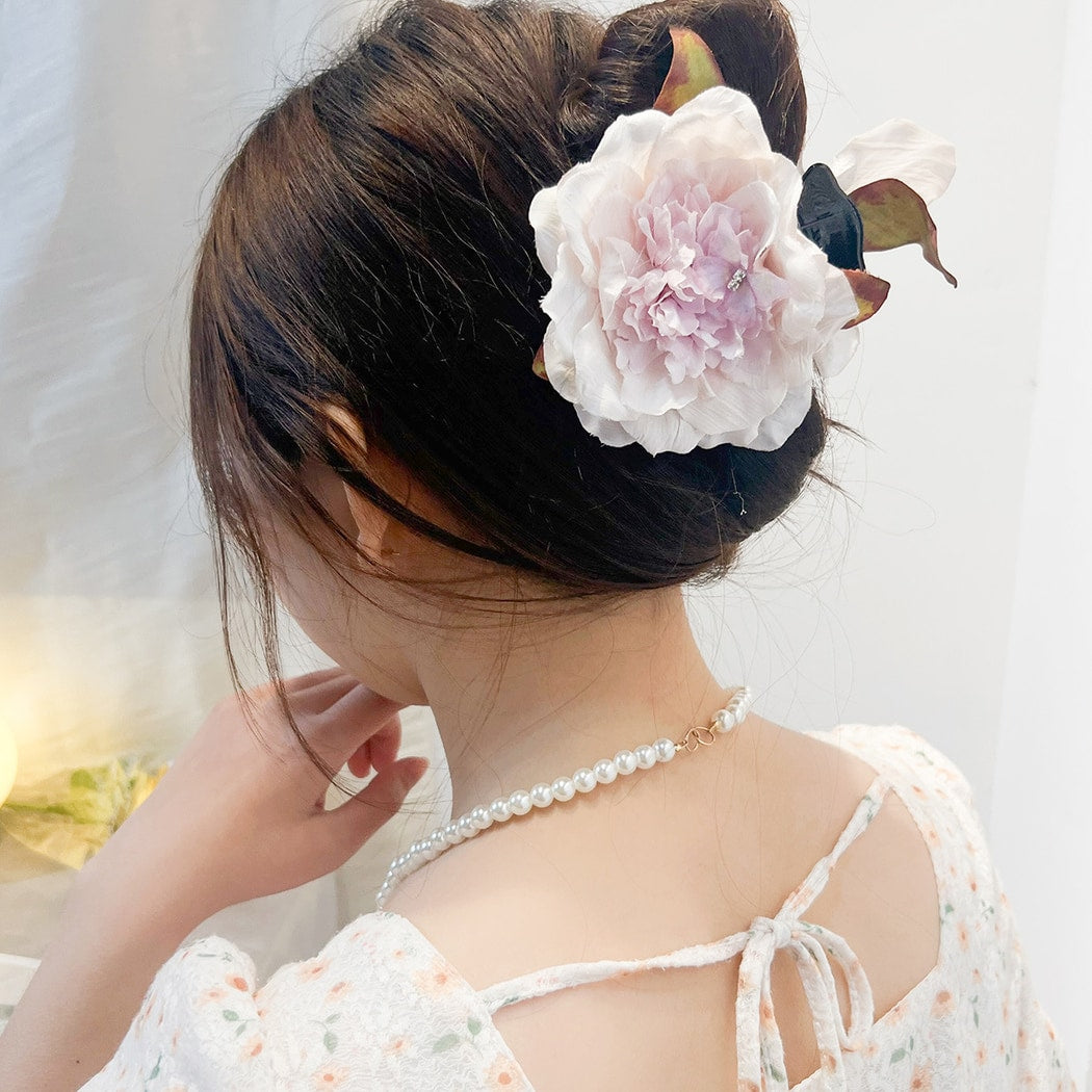 Beau - Elegant Vacation Style Flower Design Claw Clip