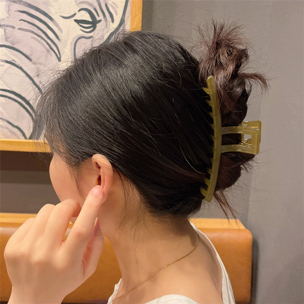 Beau - Elegant One-Line Plastic Claw Clip