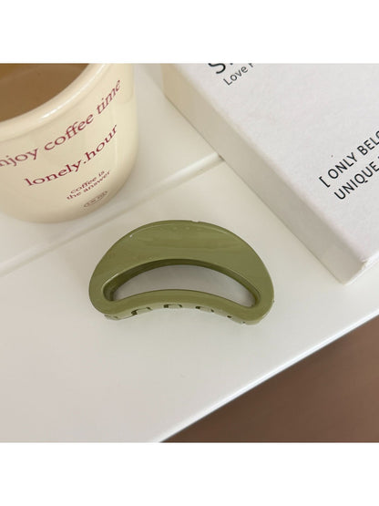Beau - Simple Geometric Crescent Shape Claw Clip
