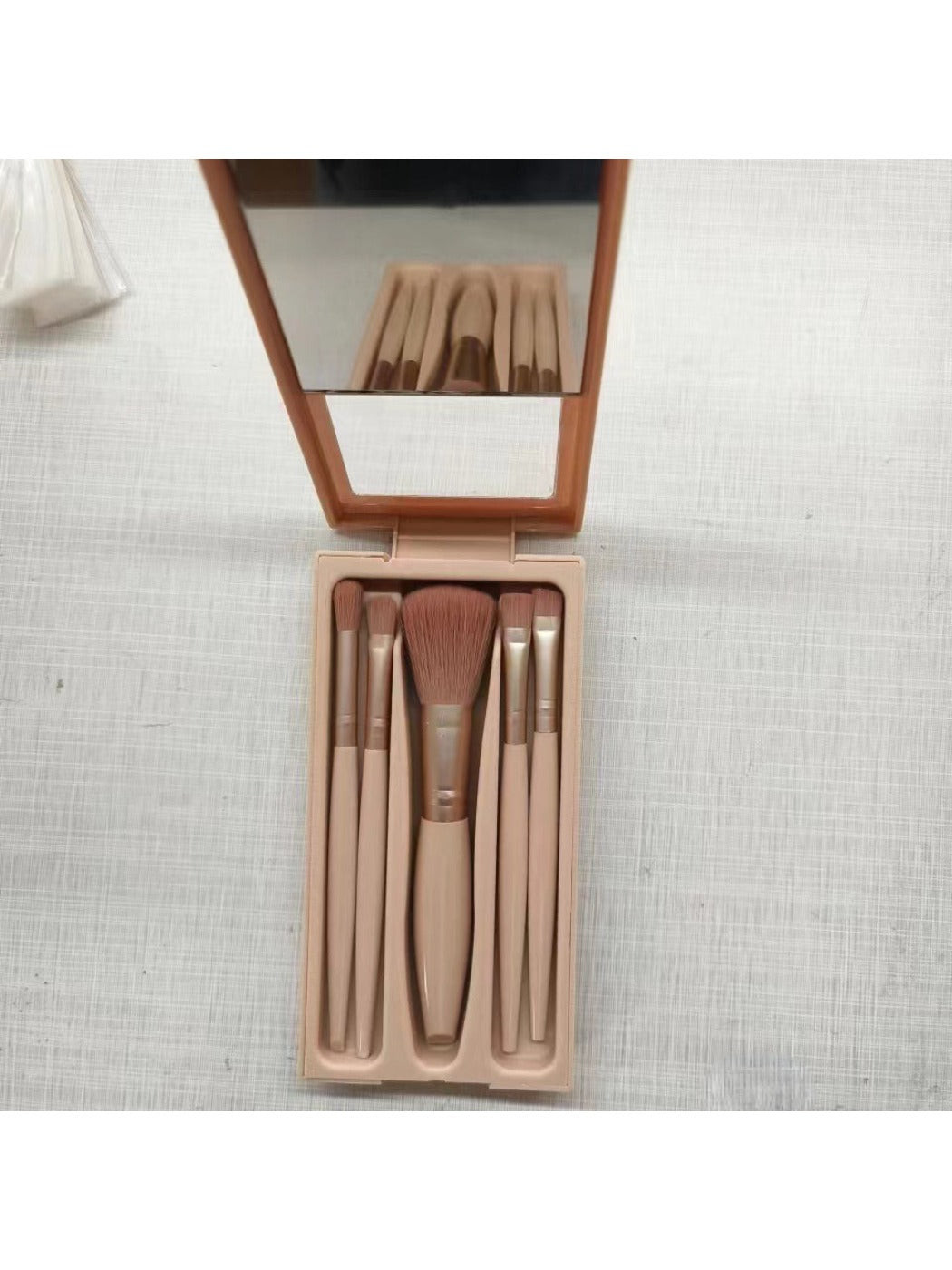 Smoosh - 5 Piece Makeup Brush Set