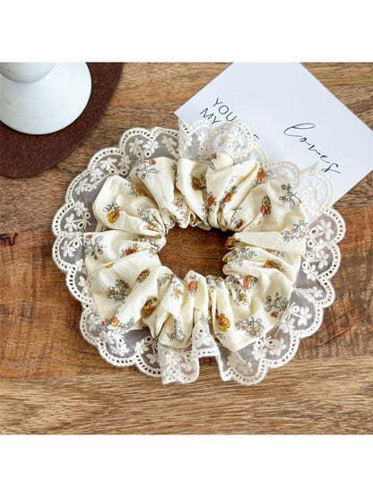 Gifty - Sweet Lace Hair Tie