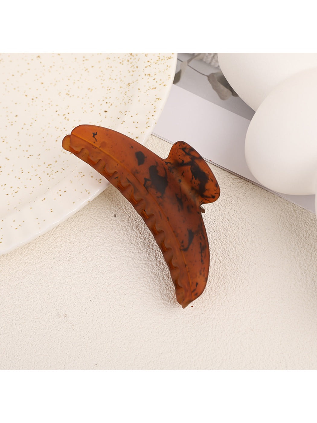 Beau - Brown Vintage Hair Clip