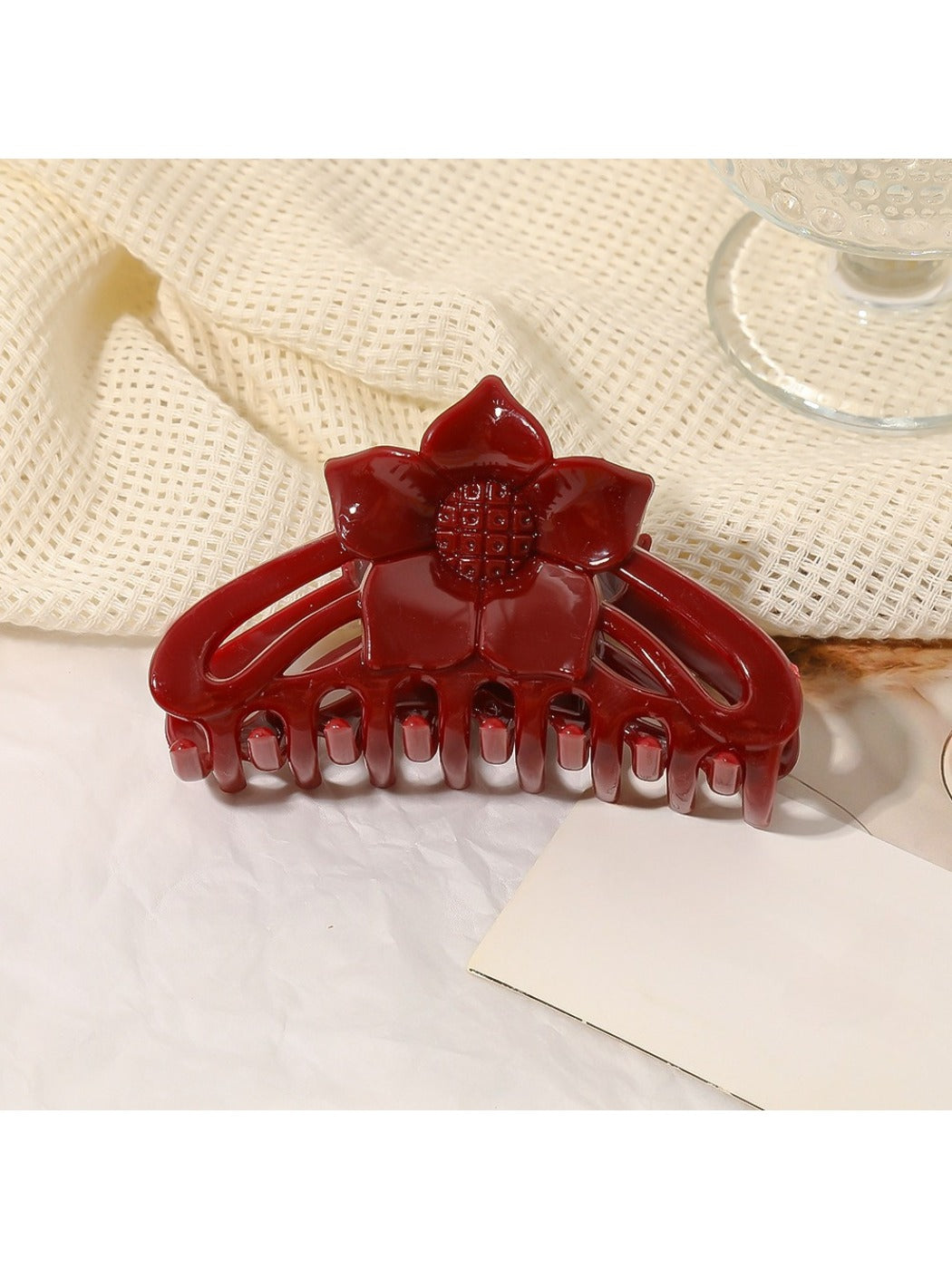 Beau - Frosted Fashion Hollow Hair Clip