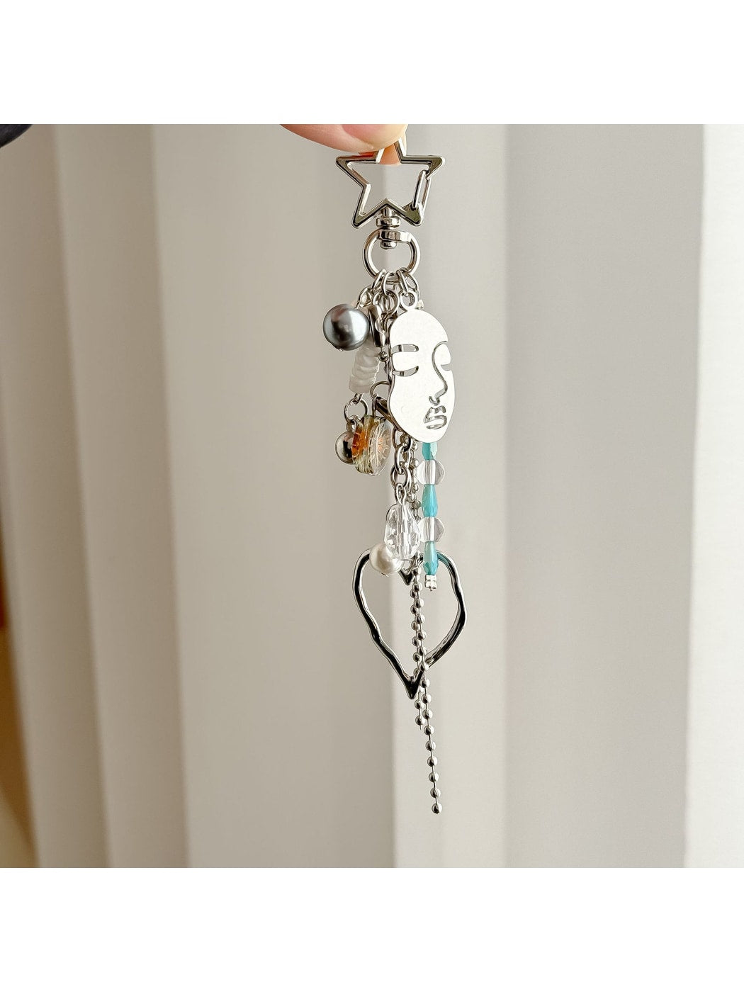 Keypus - Alloy Abstract Line Face Keychain Keychain
