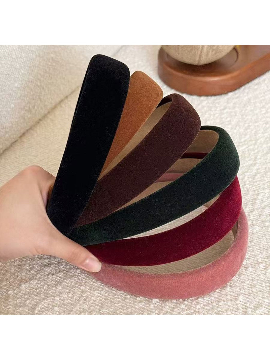 Gifty - Modern Minimalist Velvet Look Wide Headband