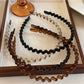 Gifty - Vintage Wave Line Plastic Hair Headband