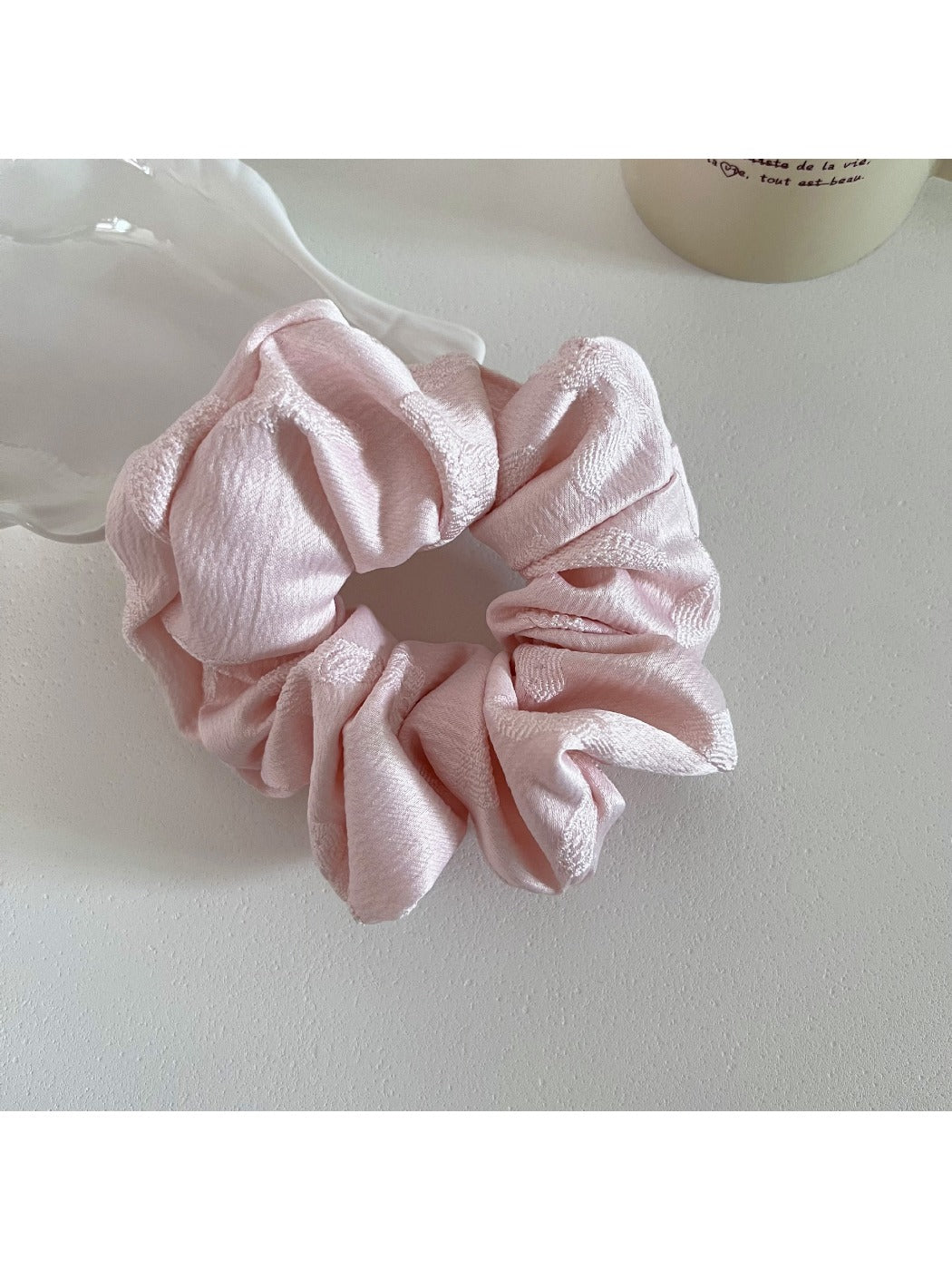 Gifty - Simple Textured Scrunchie for Women