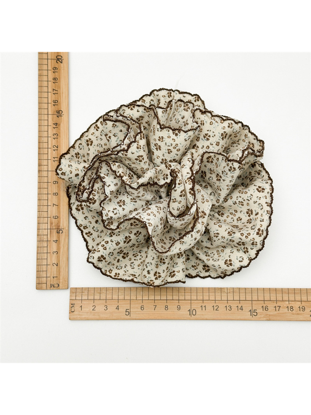 Gifty - Sweet Style Printed Ruffle Scrunchie