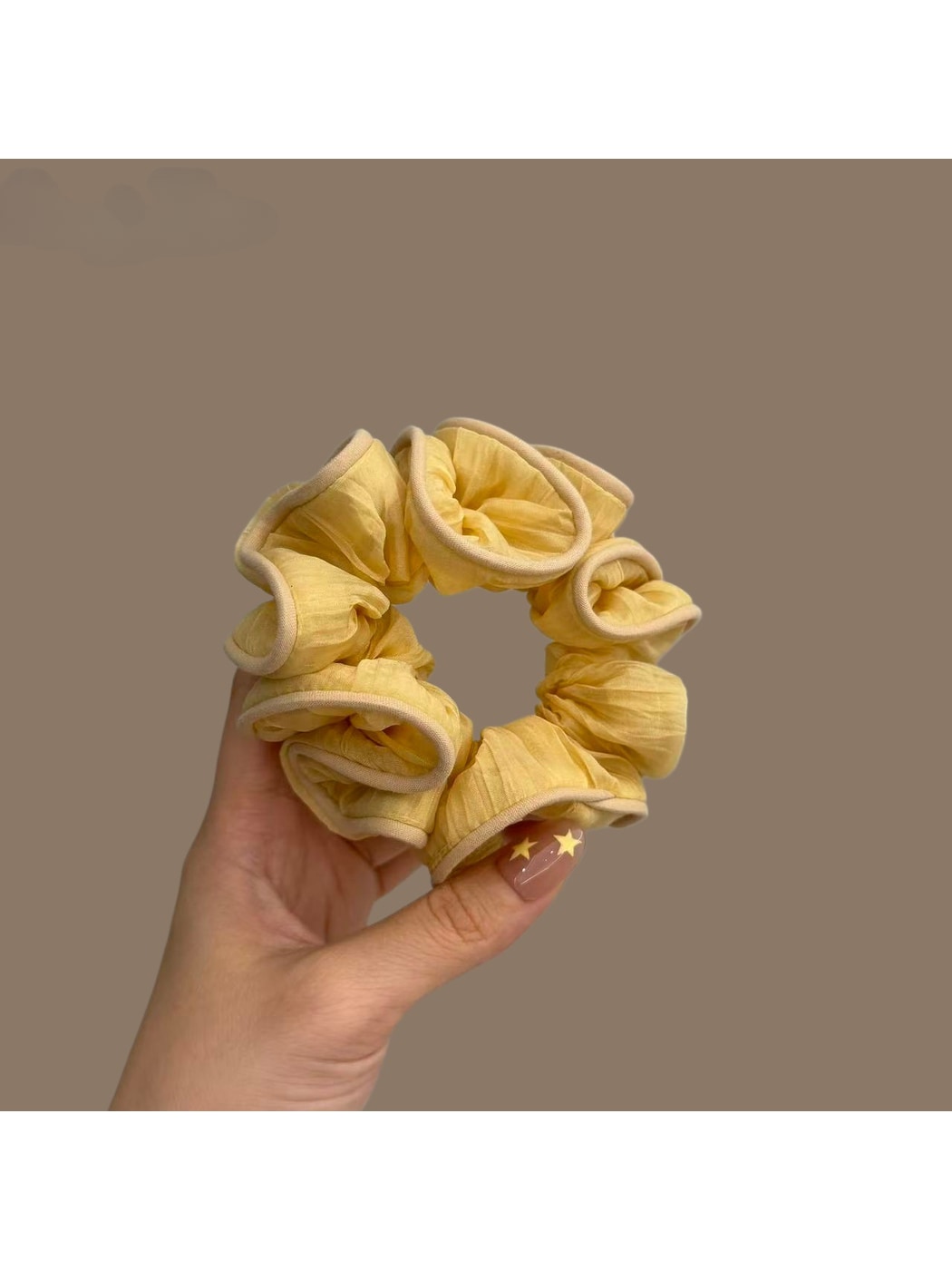 Gifty - Round Mesh Trim Polyester Scrunchie