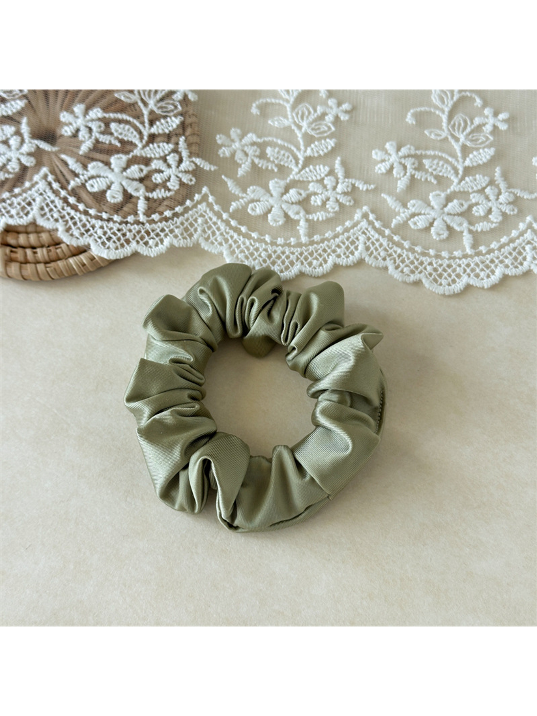 Gifty - Minimal Elastic Solid Color Hair Scrunchie
