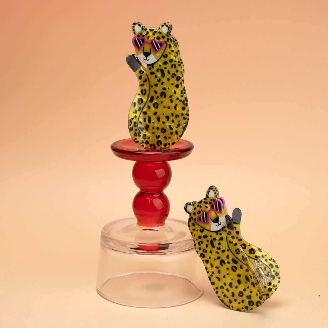 Beau - Leopard Shape Acrylic Claw Clip