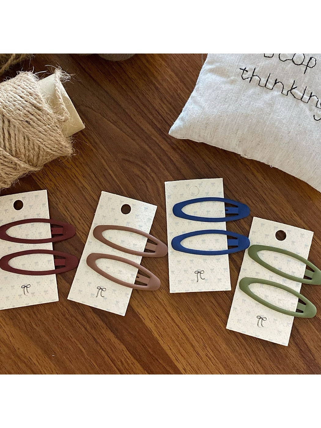 Beau - Minimalist Solid Color Hair Clip