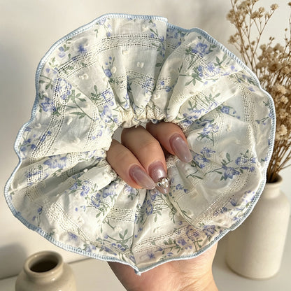 Gifty - Muted Floral Print Double Layer Scrunchie