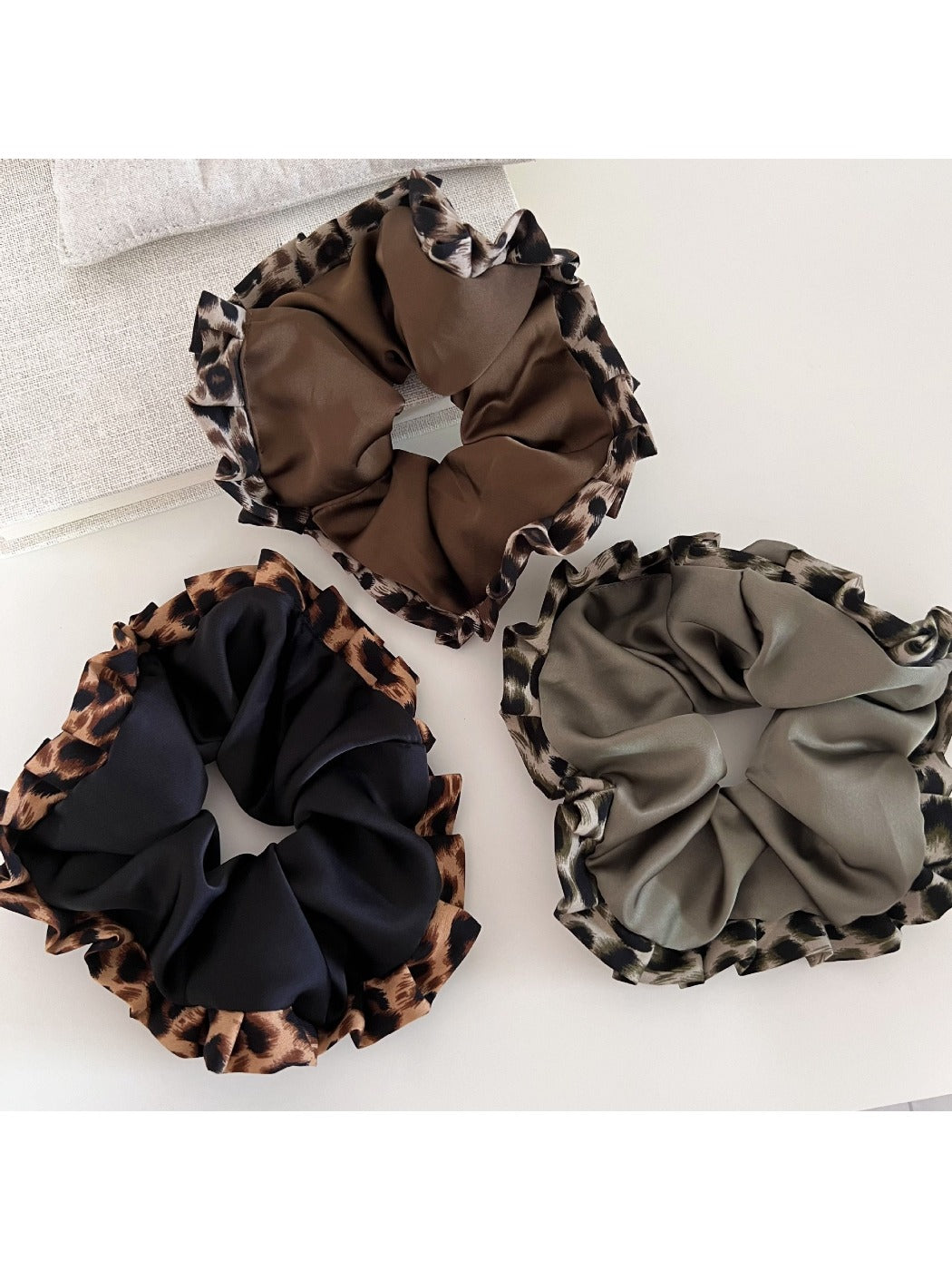 Gifty - Leopard Print Crinkle Ruffled Hair Tie