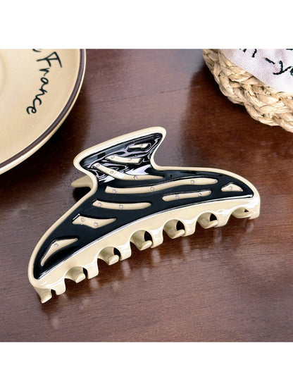 Beau - Contrast Color Acetate Hair Clip