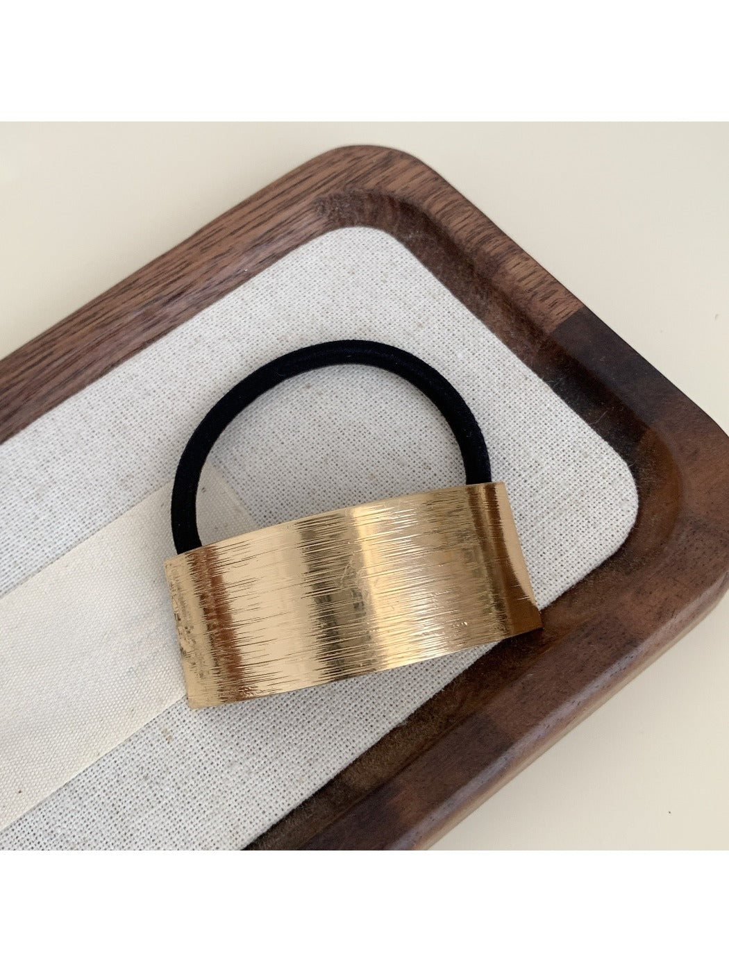 Gifty - Minimalist Geometric Hair Ties