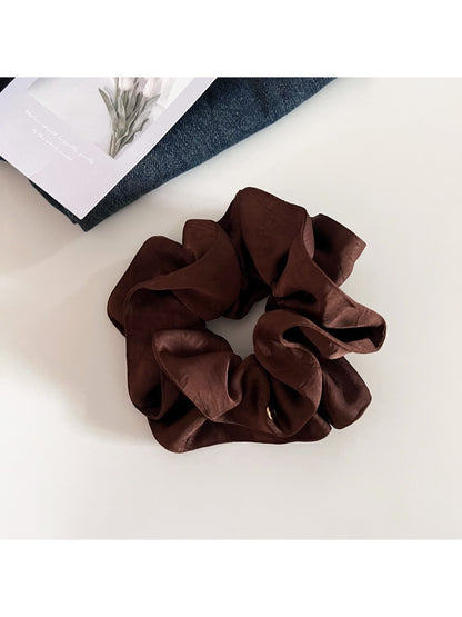 Gifty - Textured Satin Spiral-Shaped Hair Tie